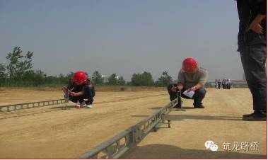 路基路面回弹弯沉试验方法